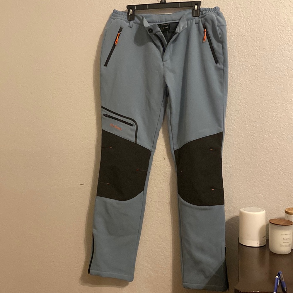 Sky Blue Postropaky Women’s Outdoor Snow Ski Pants. Size 14 Tall.